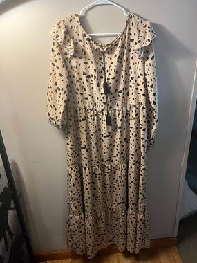 SHEIN Cream Maxi Dress with Black Spot Print